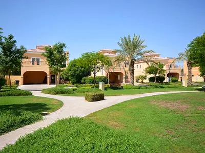 Marbella Villa | Huge plot | Corner | In Centro