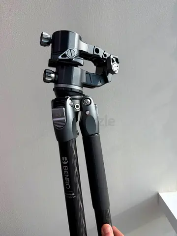 Benro Tortoise TTOR35CLV Carbon Fiber Tripod + GH2F Folding Gimbal Head