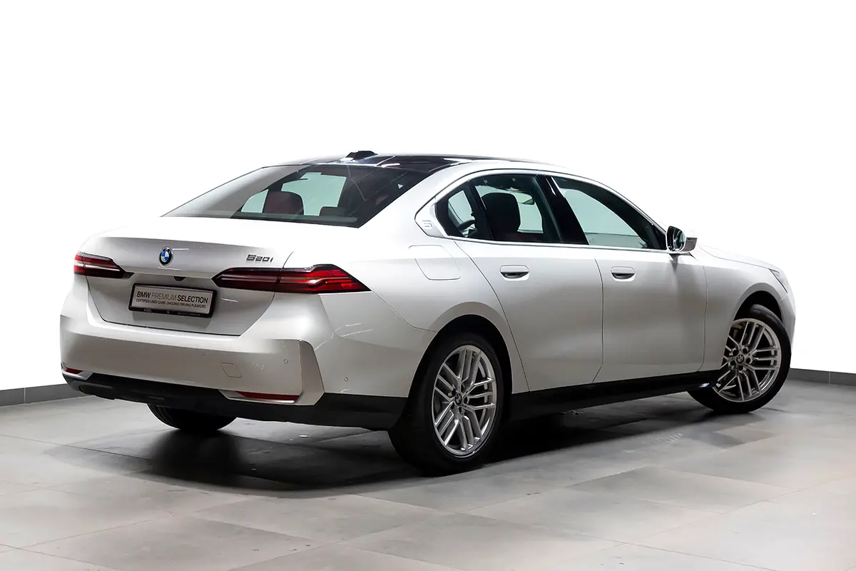 BMW 5-Series 2026