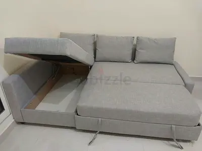 Ikea L shape sofa cumbed available in perfect condition