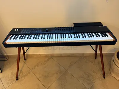 Arturia KeyLab 88 MkII + Arturia Wooden Legs