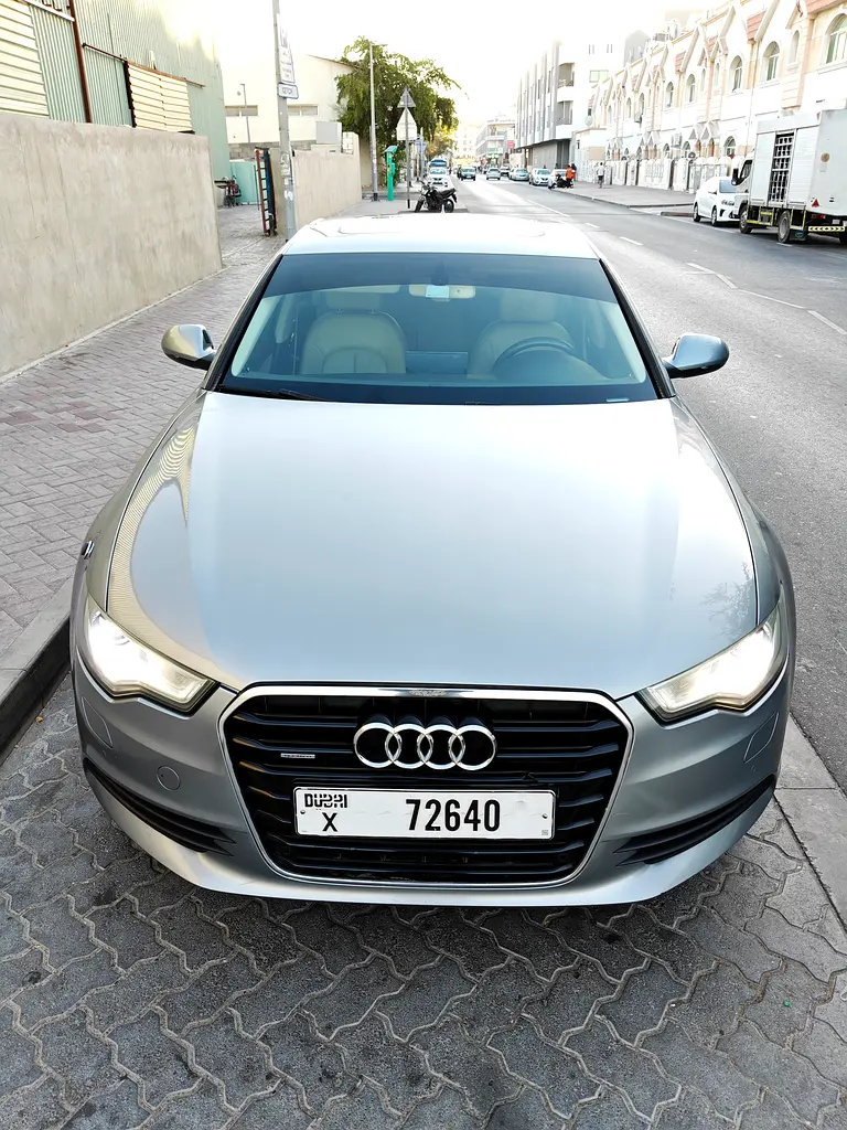 Audi A6 2015 — photo 1 of 14