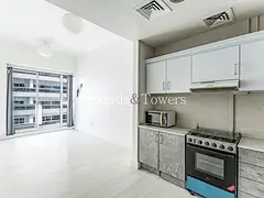 Modern and Spacious 1 Bedroom | Canal Views