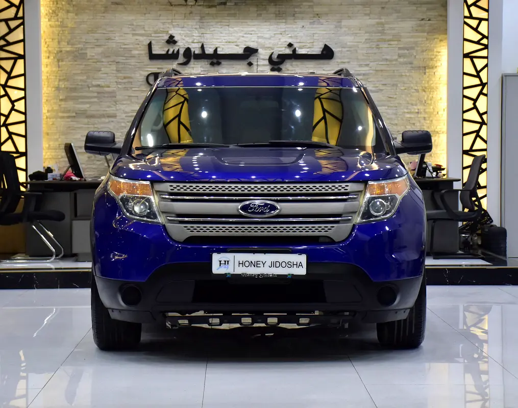 Ford Explorer 2013 — photo 1 of 17