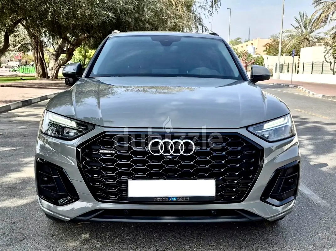 Audi Q5 2022 — photo 1 of 9