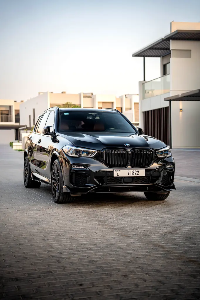 BMW X5 2019 — photo 1 of 14