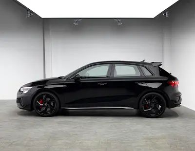 صورة 2 لـ 2024 AUDI S3