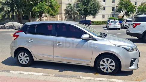 2015 TOYOTA YARIS AL FUTTAIM GULF GCC SPEC ( LADY DRIVEN ) WELL MAINTAINED SUPER CLEAN