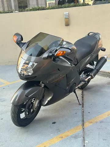 Honda CBR 1100 blackbird XX