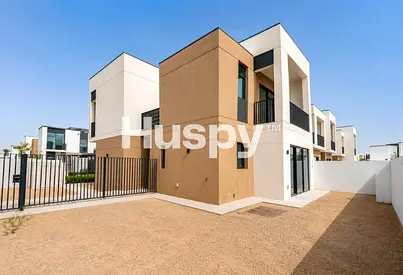 Vacant | Unfurnished | Large Layout