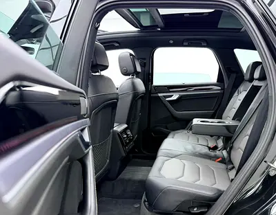 2024 Volkswagen TOUAREG — миниатюра 17