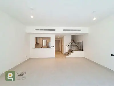 5+Maid | Corner | 4 Cheques | Multiple Options
