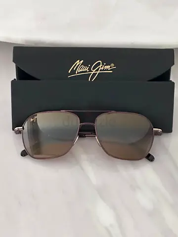 Maui Jim Aviator Sunglasses with Case