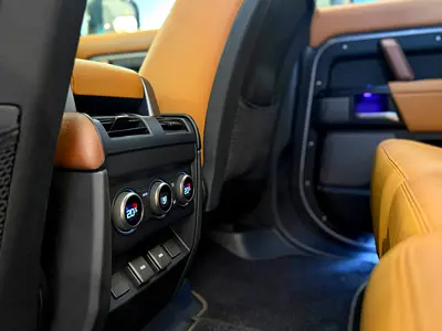 Land Rover Defender 110 HSE P400, миниатюра 11