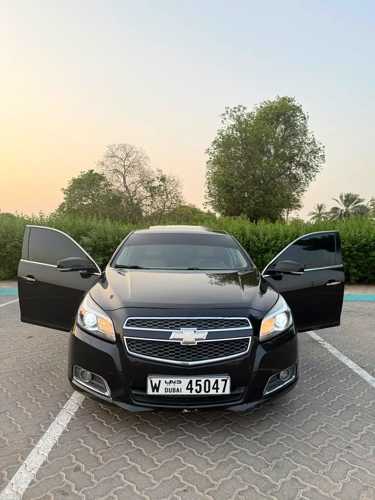 Chevrolet Malibu 2014 — photo 1 of 11