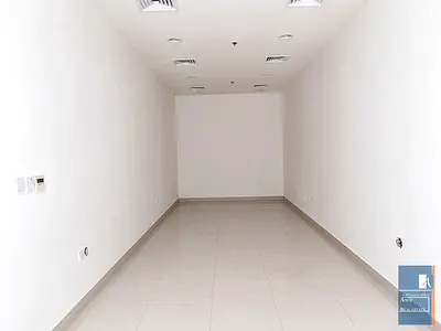 Road Facing Shop in Prime Business Location