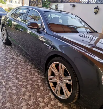 Bentley Flying Spur V8 S 2017 | GCC Specs | Low Mileage | Pristine Condition