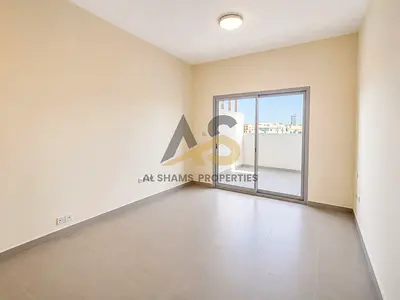 Spacious Studio | Big Balcony | Near Metro
