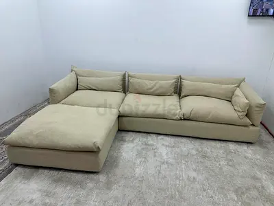 Almost like new condition cratebarrel corner sofa