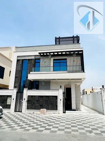 Luxury Villa for Sale for Lovers of Family Comfort and Elegance