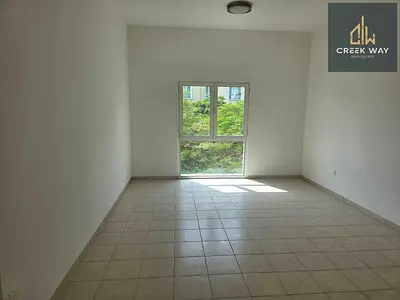 Cozy Vacant Studio for investment