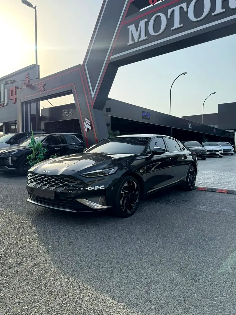 Kia K8 2023 — photo 1 of 13