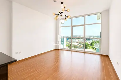 SPACIOUS LAYOUT | MODERN STUDIO | PRIME LOCATION