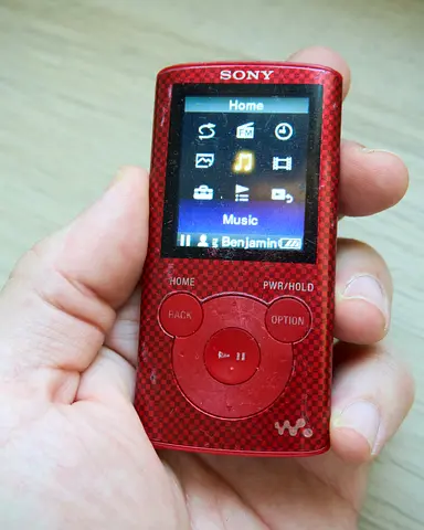 Sony Ericsson Walkman NWZ-E374 8GB