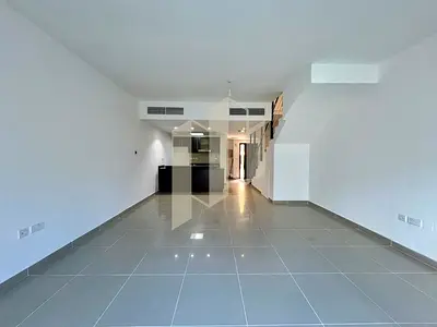 Spacious 4BR+M | Good Condition | Private Garden