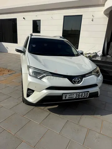 المالك الاول Toyota RAV4 VX 2018 | GCC Specs | Full Option
