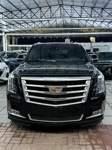 Pristine 2020 Cadillac Escalade Premium - American Specs - Fully Loaded