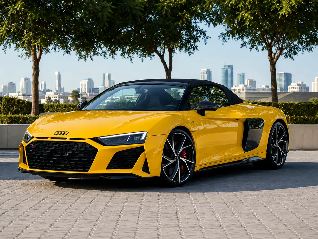 Audi R8 2023 — photo 1 of 14