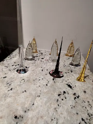 Set of Dubai Landmark Miniature Souvenirs (Burj Khalifa  Burj Al Arab Replicas)