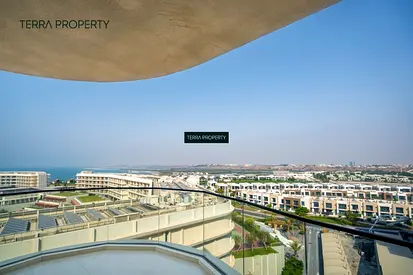 Spacious 2BR + Maid | Bay Residence