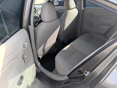 2016 Nissan SUNNY 照片 8
