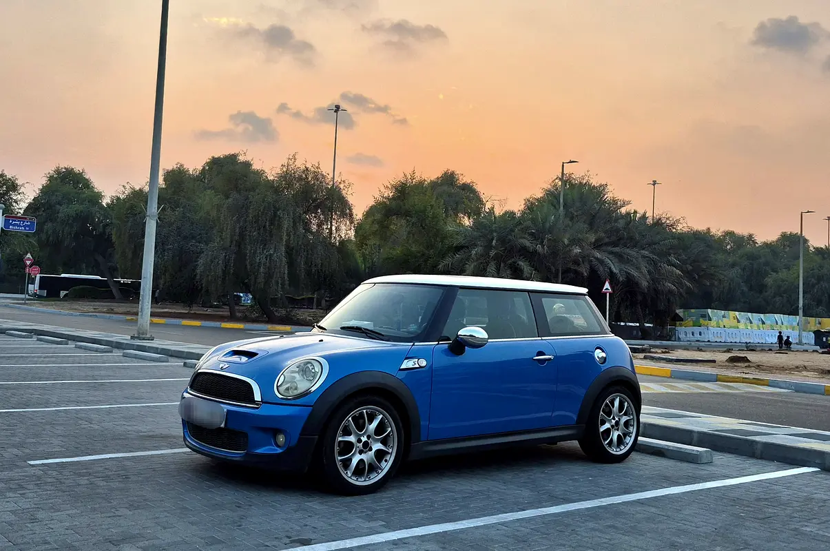 MINI Cooper 2009 — photo 1 of 8