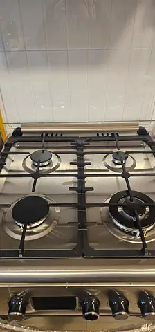 BRAND NEW Frigo 4 Burner Gas Range Cooker in Stainless Steel