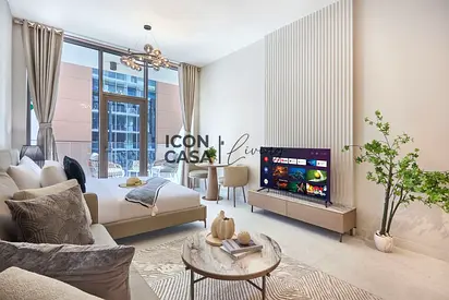 Modern | Spacious | Near To Circle Mall