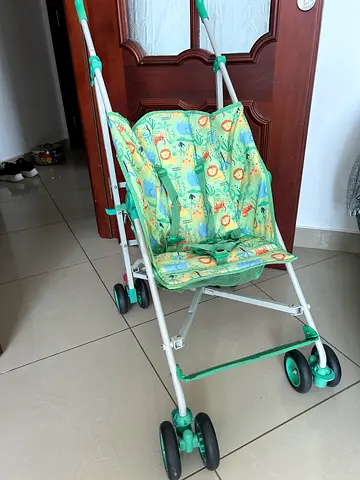 Lightweight Umbrella Stroller with Animal Print Design