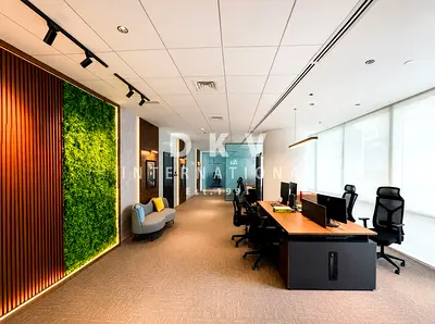PRIME OFFICE| GLASS PARTITION| CANAL VIEW
