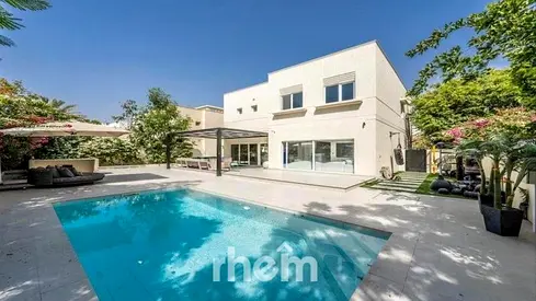 Stunning Villa | Private Pool | Family-Friendly