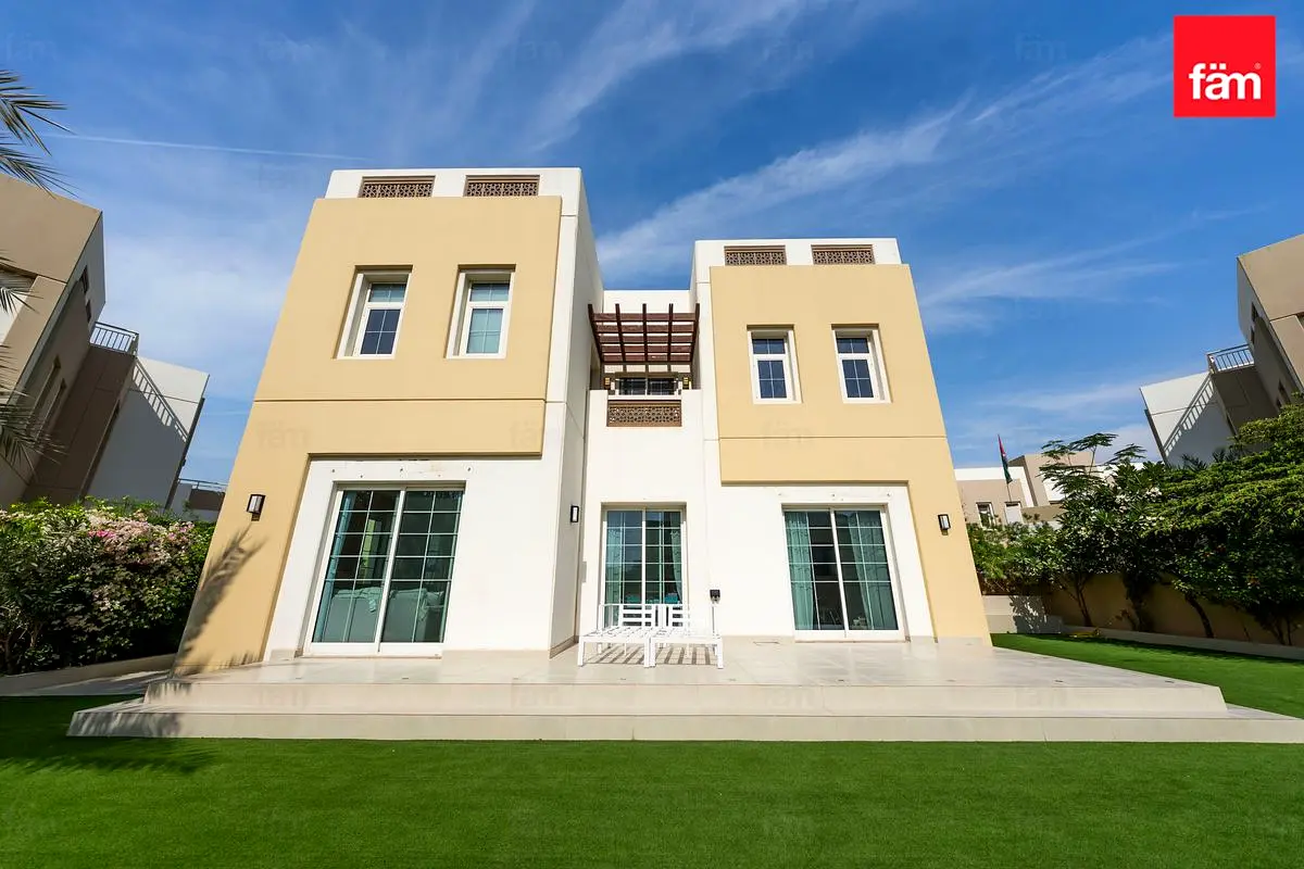 gallery-tour
