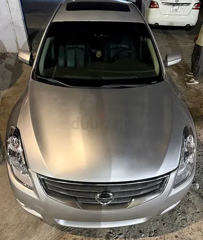 Nissan Altima 2012 SL - Excellent Condition - American Specs