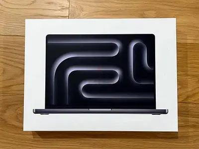 M5 chip 16GB memory 1TB storage 14-inch MacBook Pro