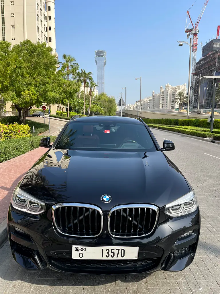 BMW X4 2021 — photo 1 of 8