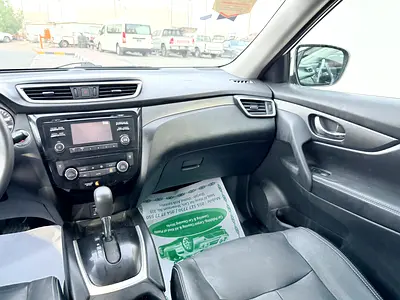 2015 Nissan ROGUE — фото 12