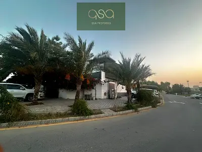 Distress Deal/5000 sq ft villa | Own a luxury villa in Al Muwaihat 2, Ajman | 5 master bedrooms | A