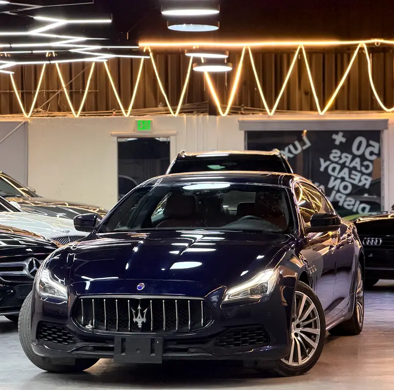 Maserati Quattroporte 2019 — photo 1 of 11
