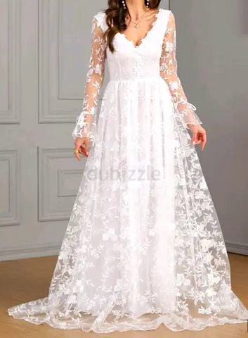 White Lace Long Sleeve A-line Wedding / Evening Dress, Size Small