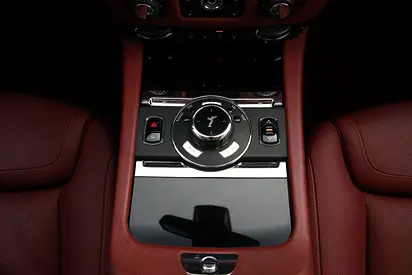 2016 ROLLS-ROYCE GHOST — миниатюра 16